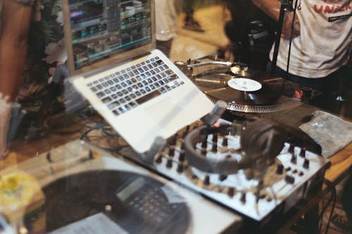 Free stock photo of audio, audio mixer, dance