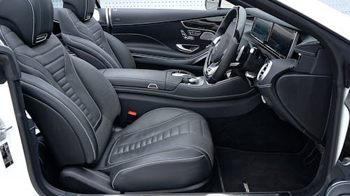 Seats in Mercedes-Benz SL500
