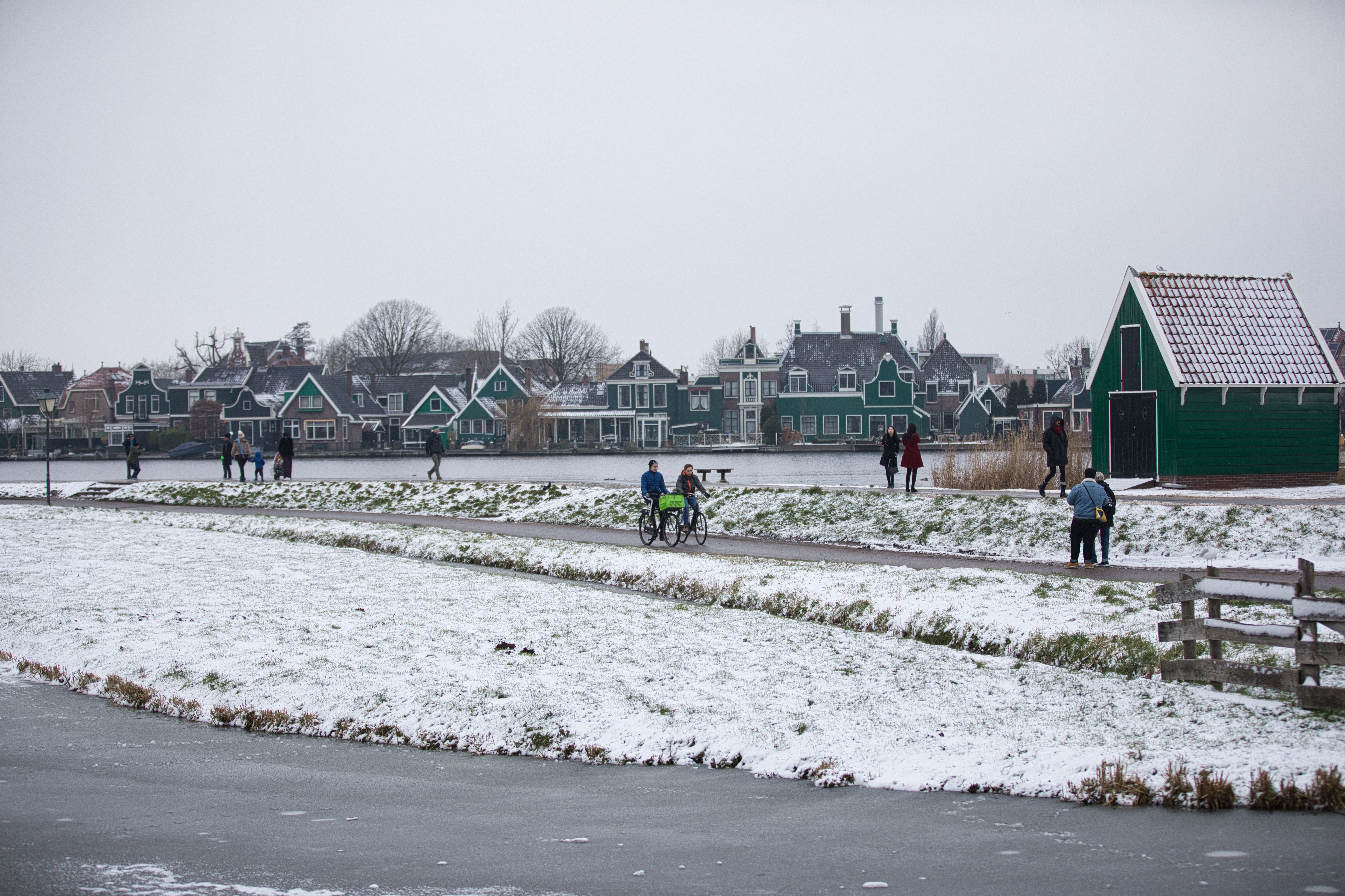 Photo of a Town in Winter · Free Stock Photo