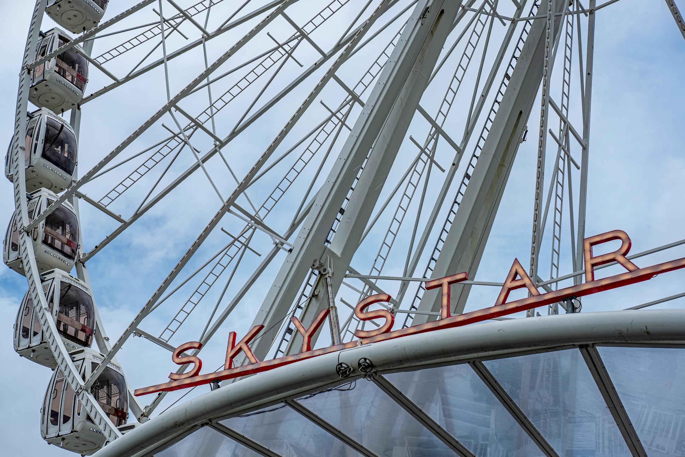 SkyStar Ferris Wheel in San Francisco · Free Stock Photo