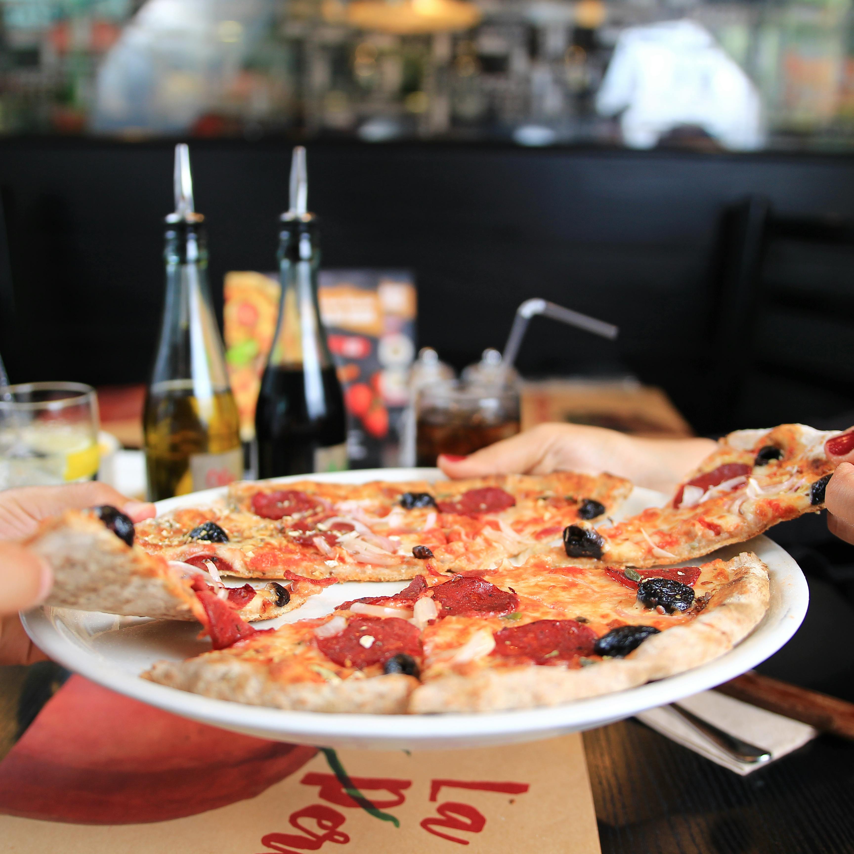 Free stock photo of fast food, pizza, restaurant