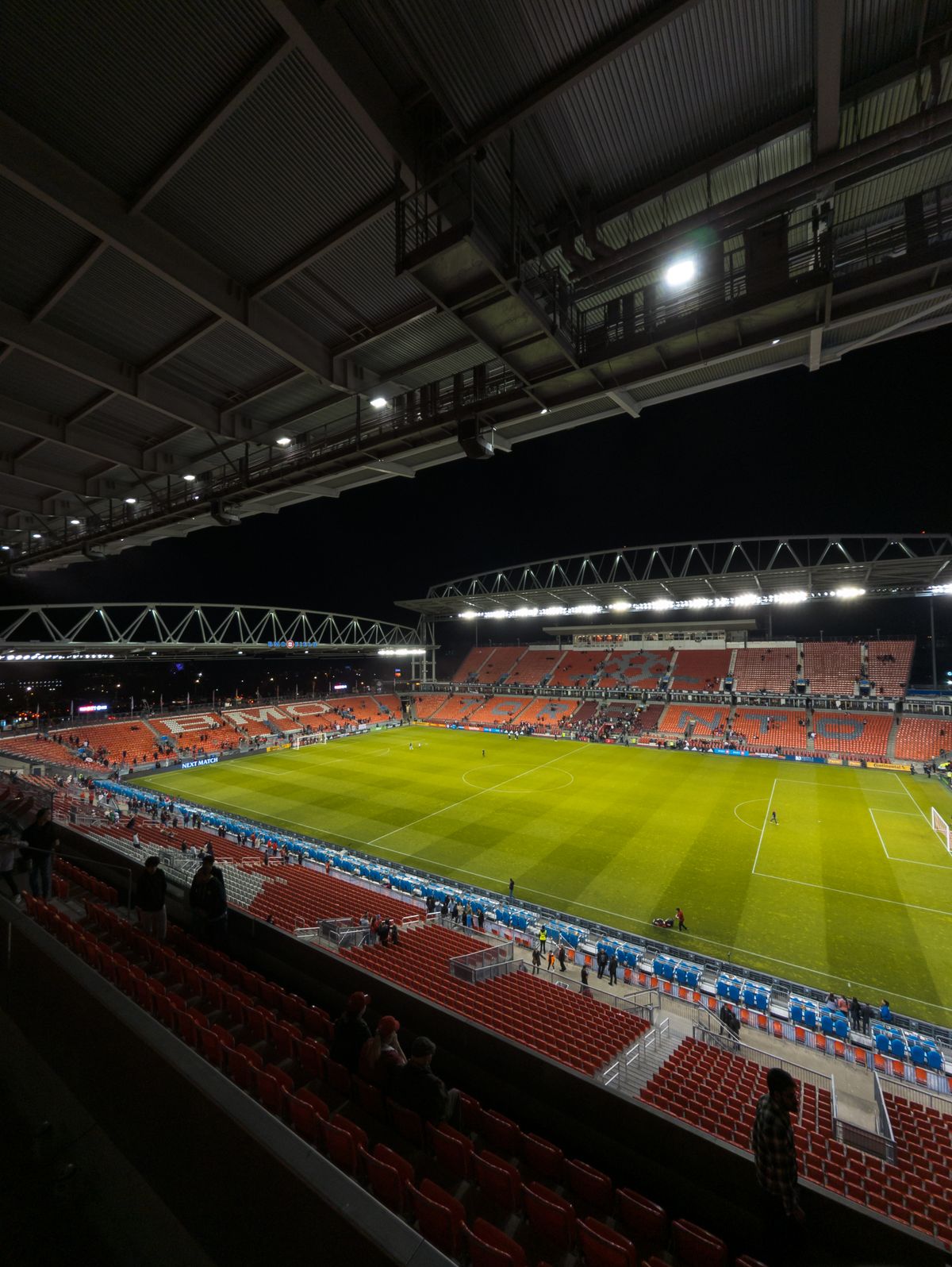 Davies et Dzeko en sursis: l'ouverture du Canada au BMO