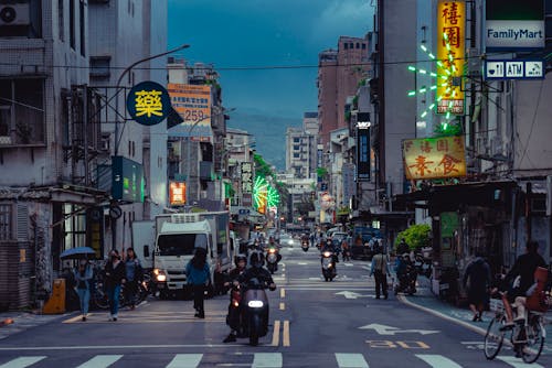 交通, 城市, 城市街道 的 免费素材图片