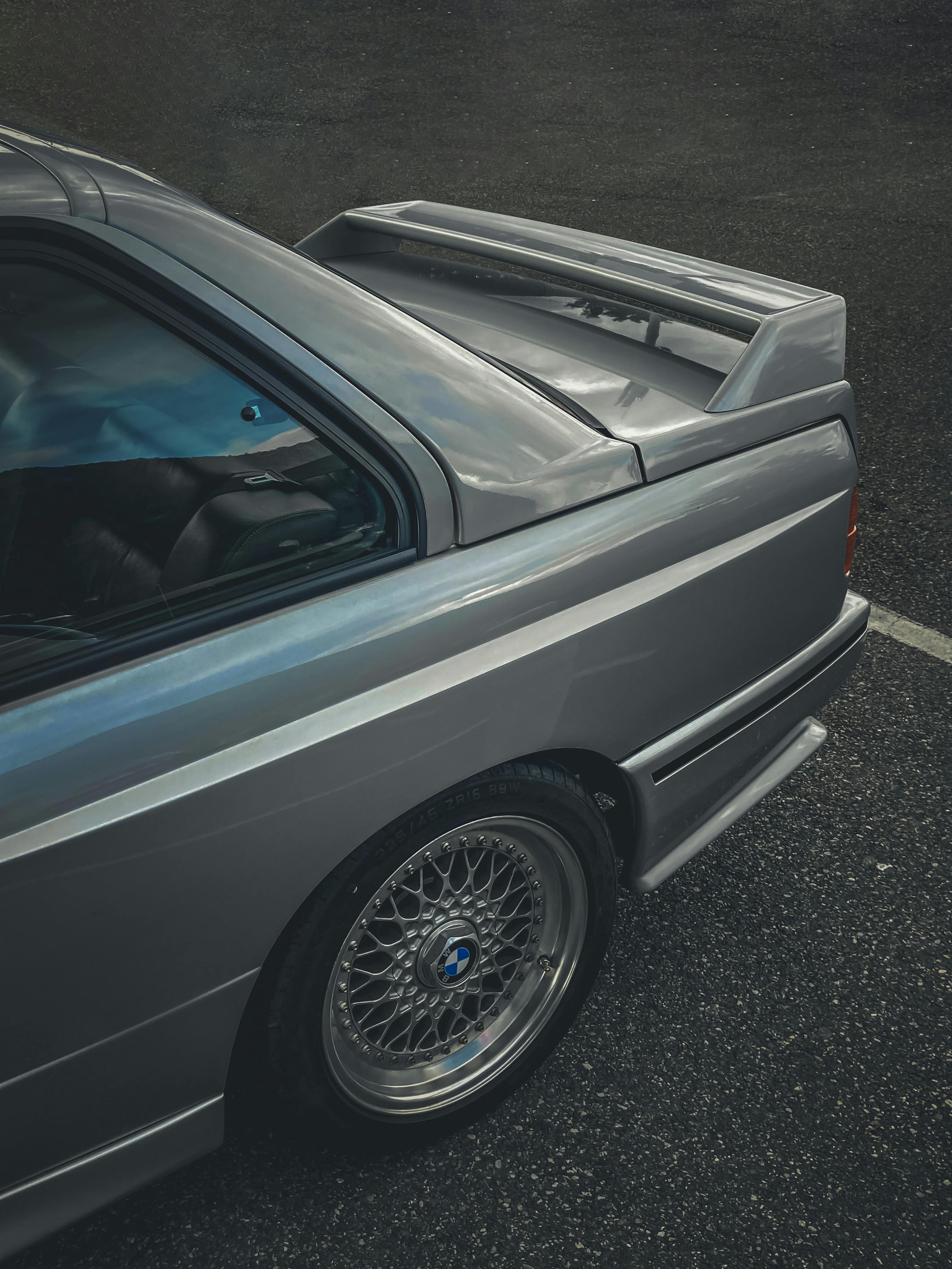 M3 E30 wing · Free Stock Photo