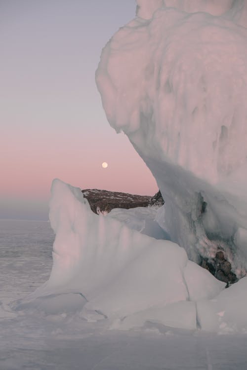 Snow at Dusk