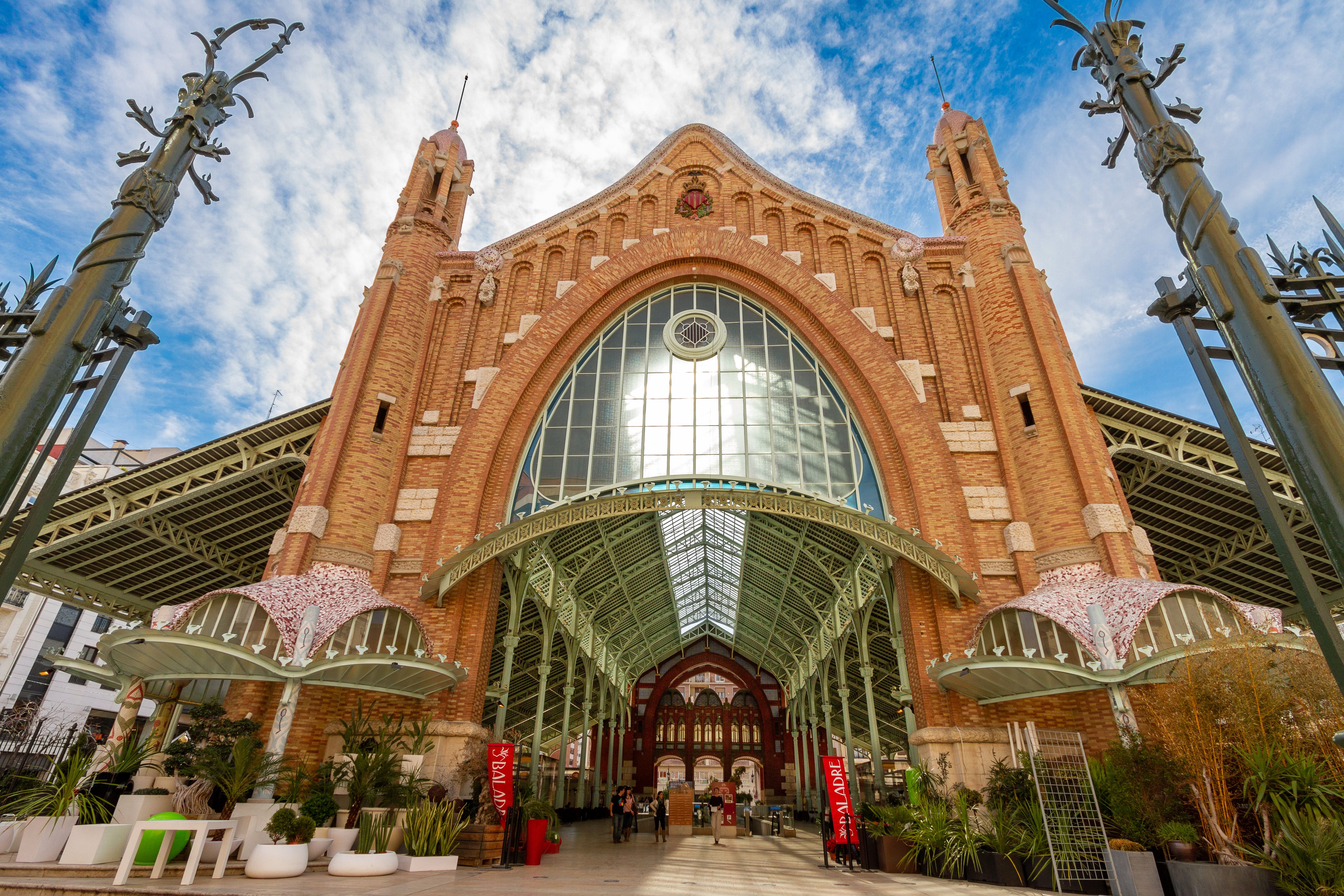 Tours, activities & tickets in Mercat de l'Olivar