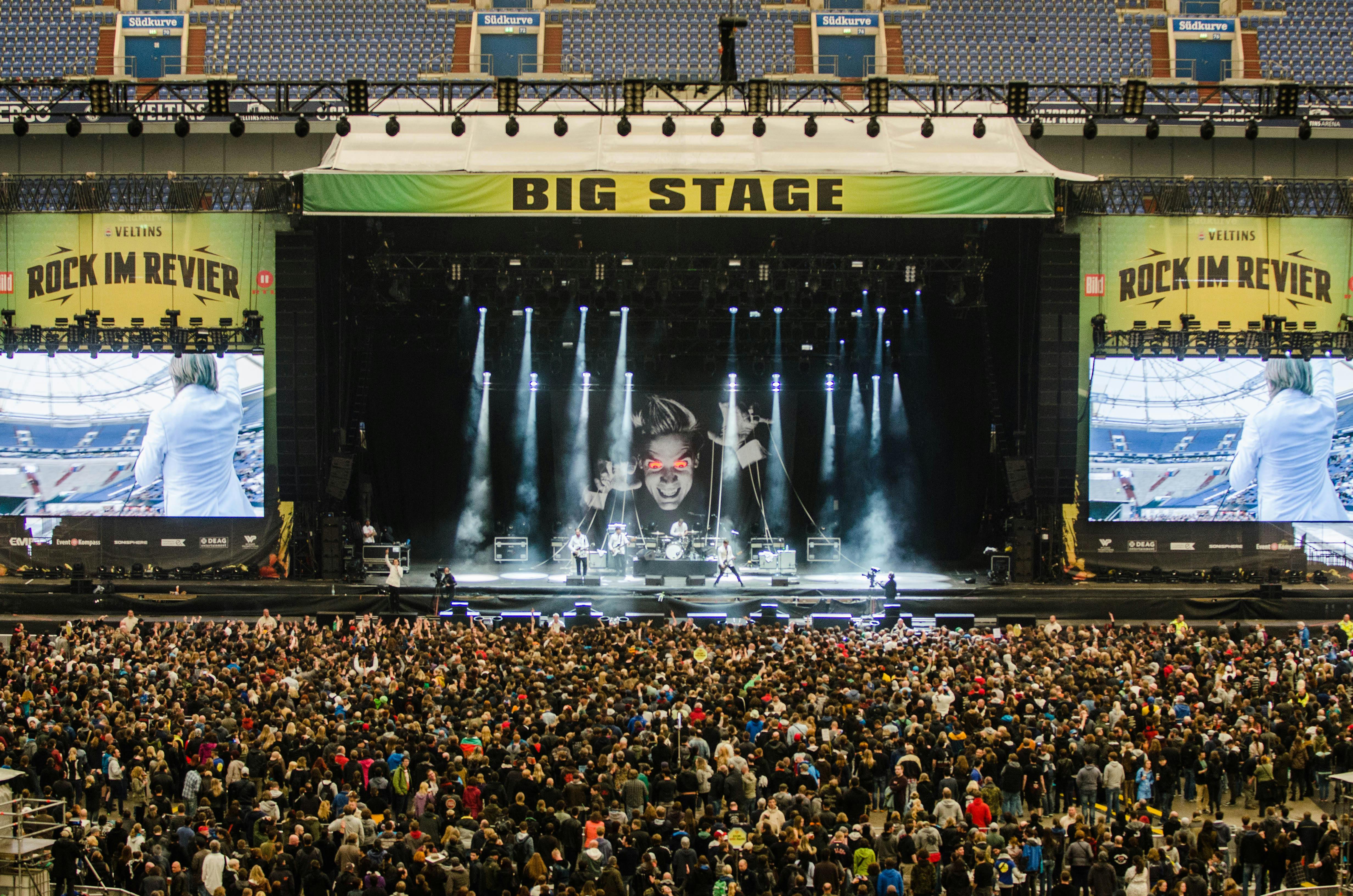 What are Nintendo fans called?