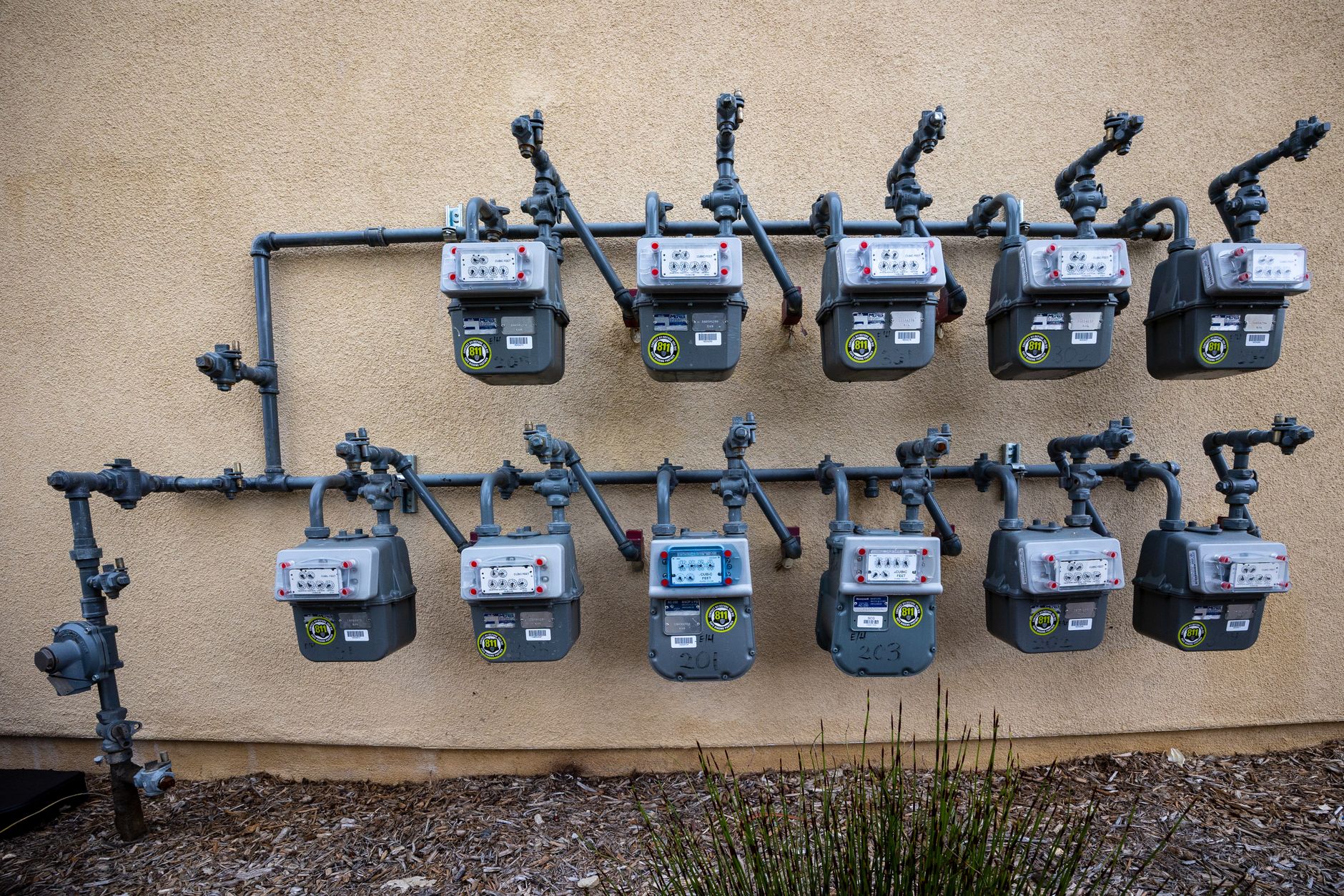 Residential gas meters underline how wholesale market moves reach domestic consumers
