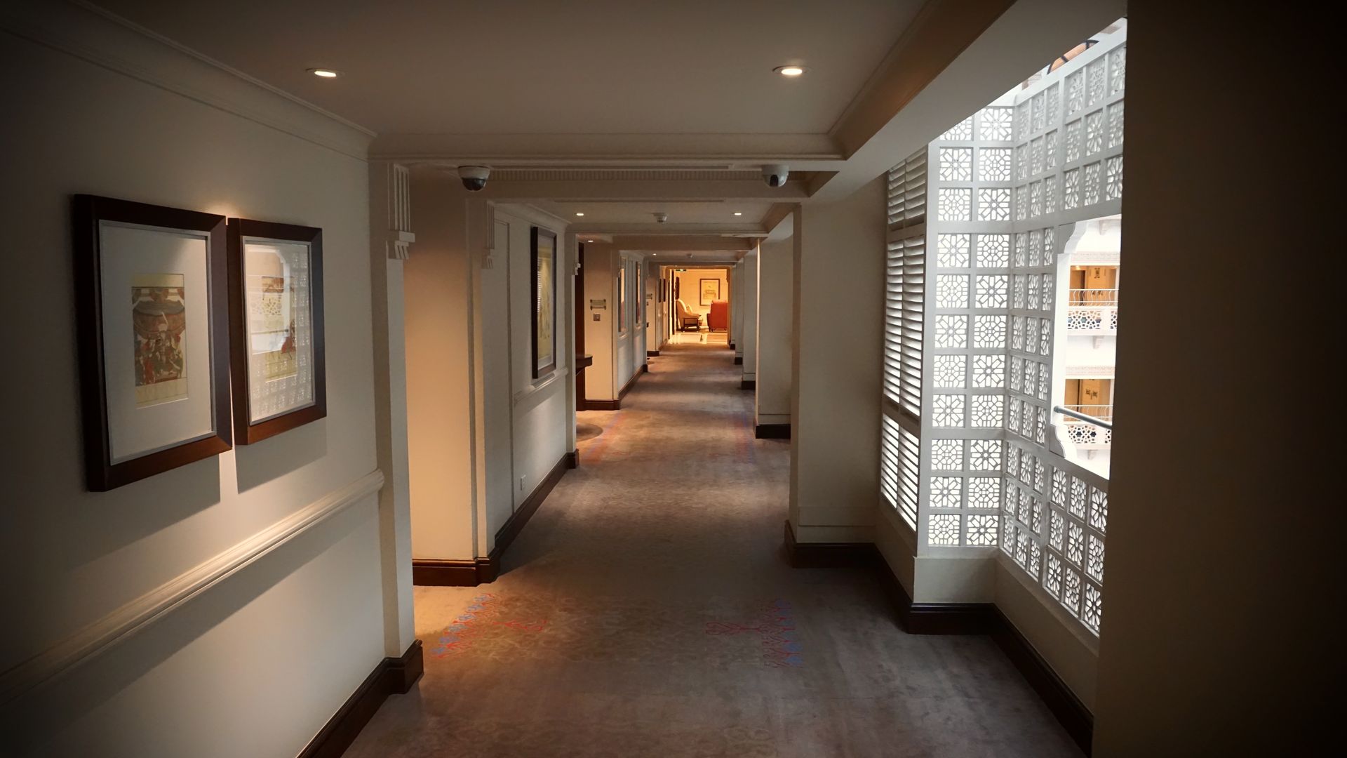 Hotel Refurbishment: Comparing the Options for Cyprus — illustrasjonsbilde