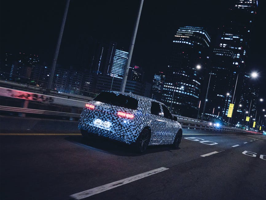 特斯拉FSD訂閱漲價2026:自動駕駛市場將如何重塑全球產業鏈? 特斯拉FSD訂閱漲價2026:自動駕駛市場將如何重塑全球產業鏈?