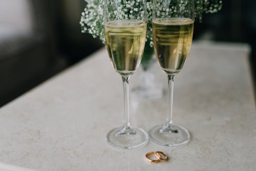 Two Clear Champagne Flutes 