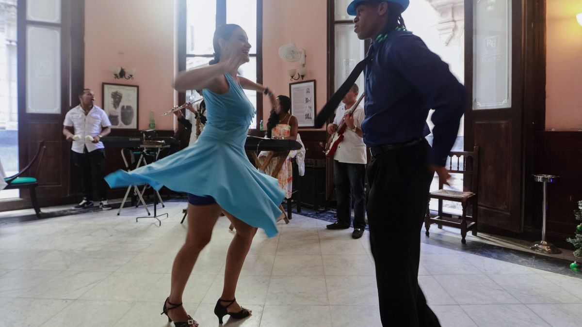 Stages de danse latino : les tendances à suivre pour progresser en 2026 - illustration