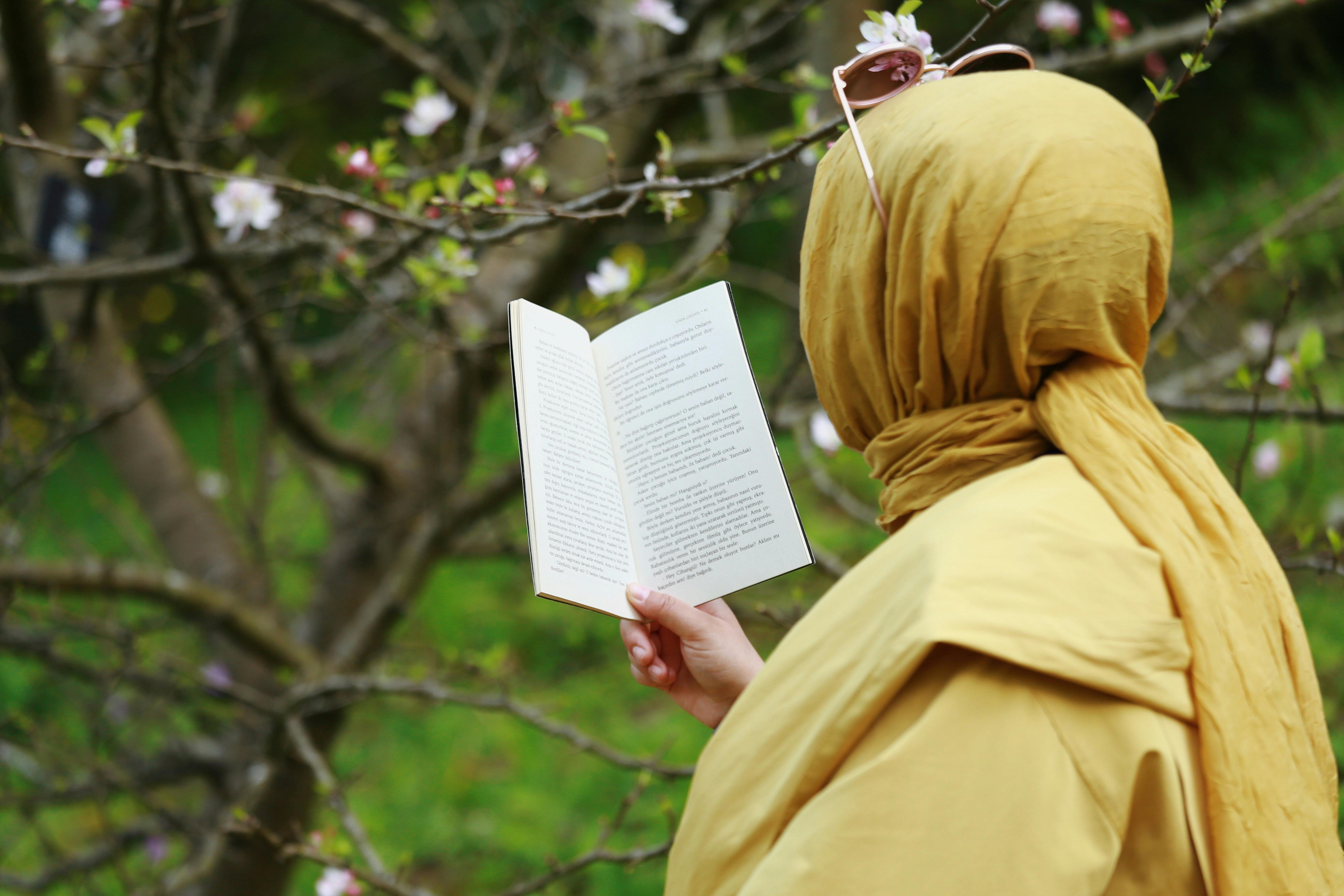 Hijab Lesbian Photos, Download The BEST Free Hijab Lesbian Stock Photos