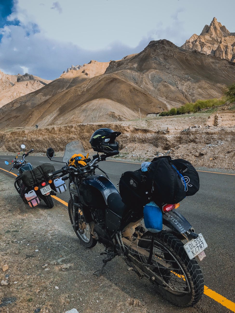 Top 7 accessoires indispensables pour transformer une moto 2015-2020 en roadtrippeuse 2026 - illustration