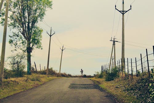 人, 籬笆, 鄉村 的 免費圖庫相片
