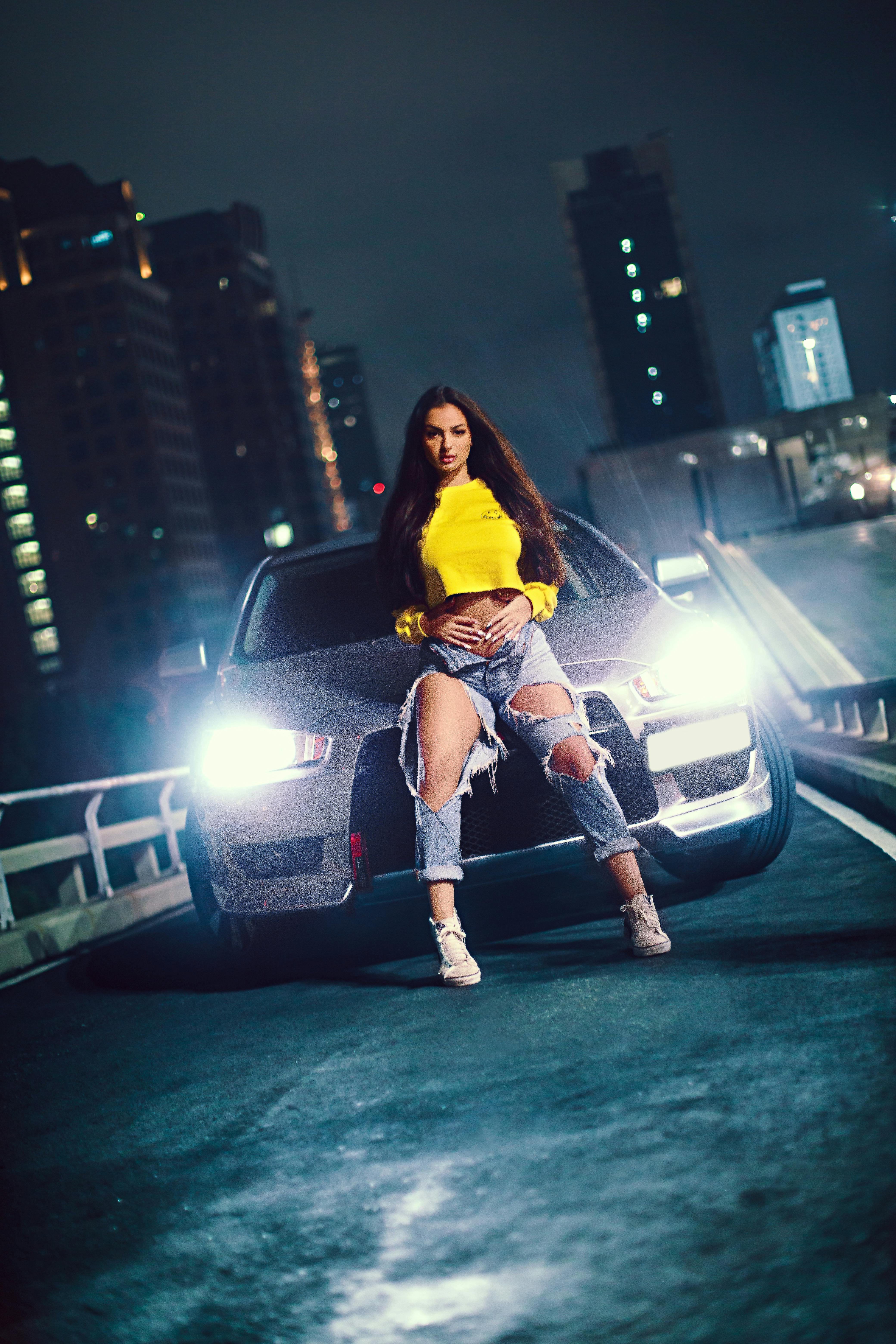 EASY GIRLS POSE WITH A CAR 🚗 Want to take cool photos with your car? ... |  TikTok