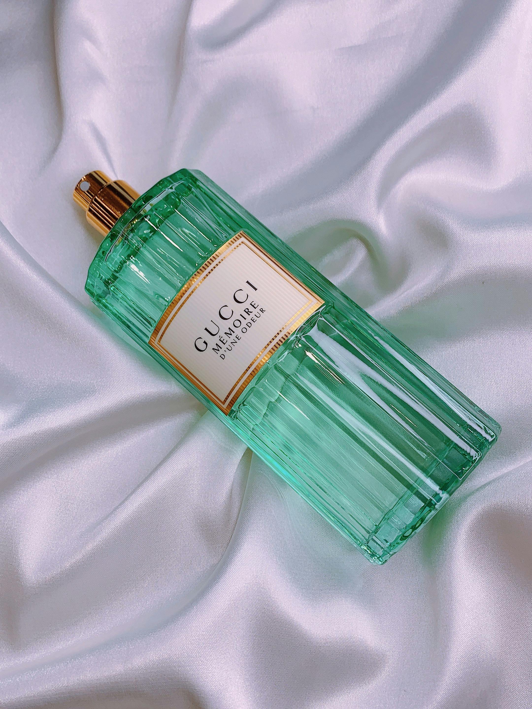 L'Oréal achiziționează divizia de cosmetice de lux de la Kering, incluzând branduri precum Gucci și Balenciaga, pentru 4 miliarde de euro.