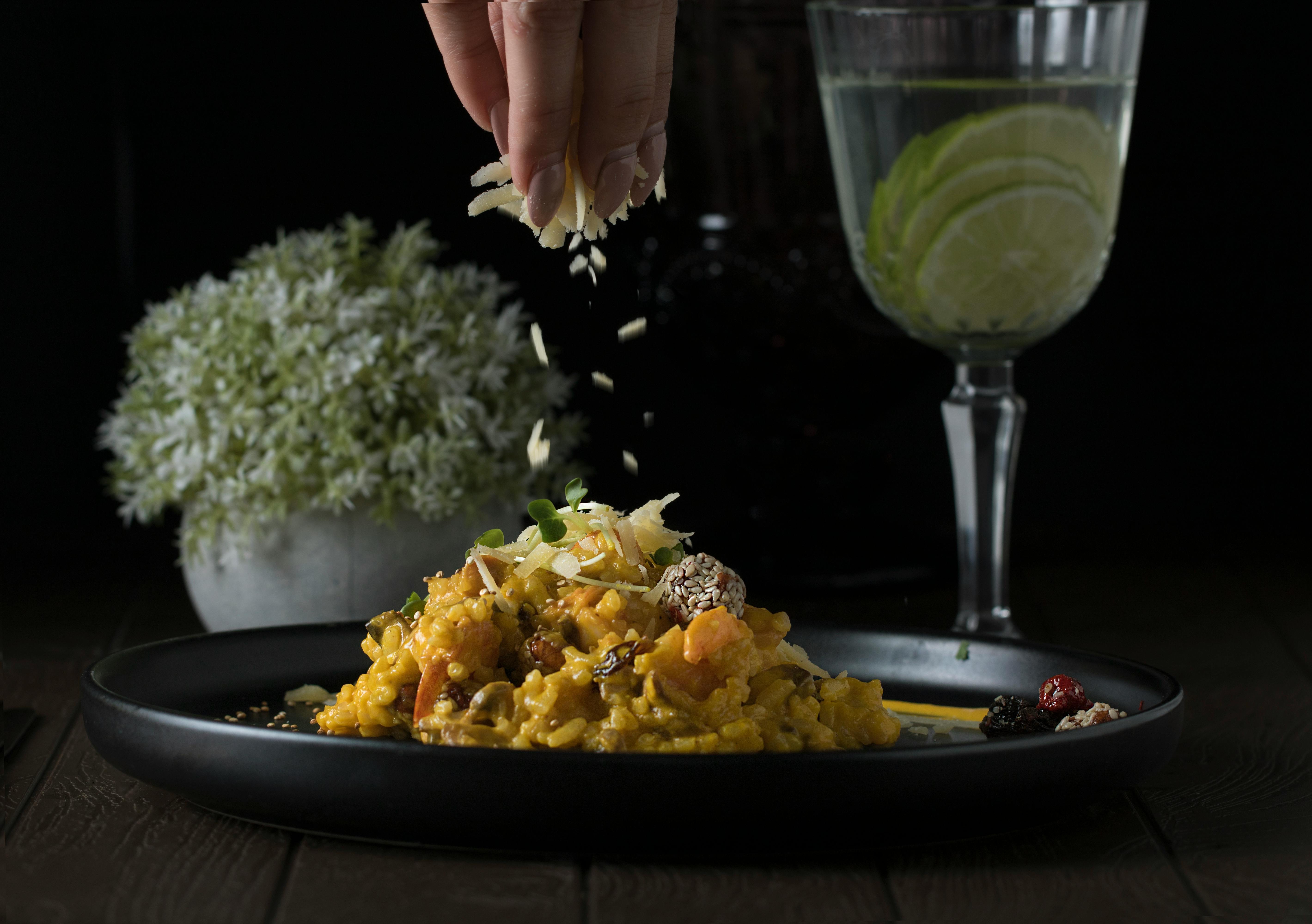 Women in space and meal planning for space travel — Photo by Gustavo Aguilar on Pexels