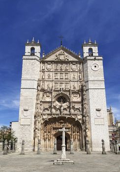 Stone facade of Iglesia de San Pablo, a historic landmark in Valladolid, Spain.