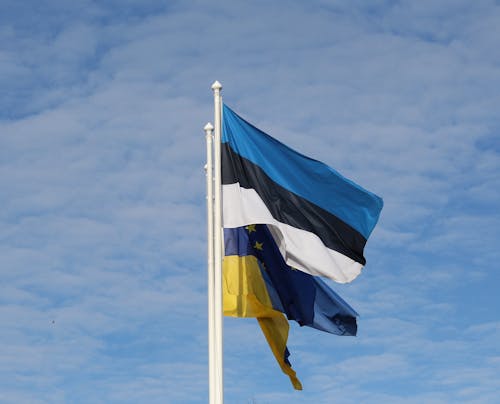 Fotos de stock gratuitas de bandera, banderas, cielo