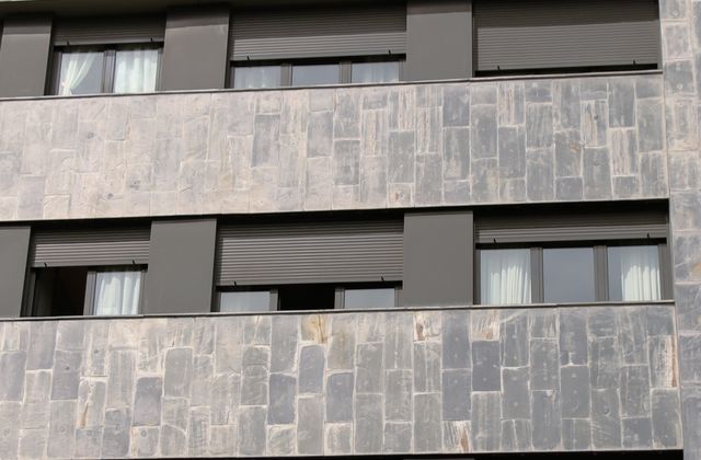 edificio residencial de viviendas
