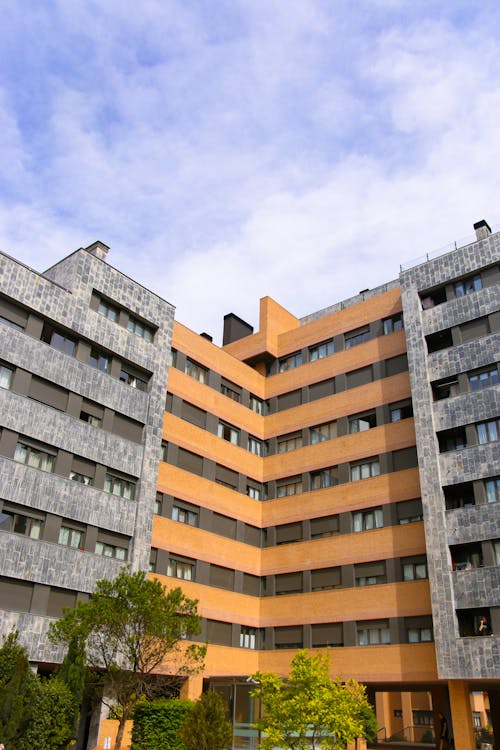 Foto stok gratis Arsitektur modern, blok apartemen, distrik perumahan