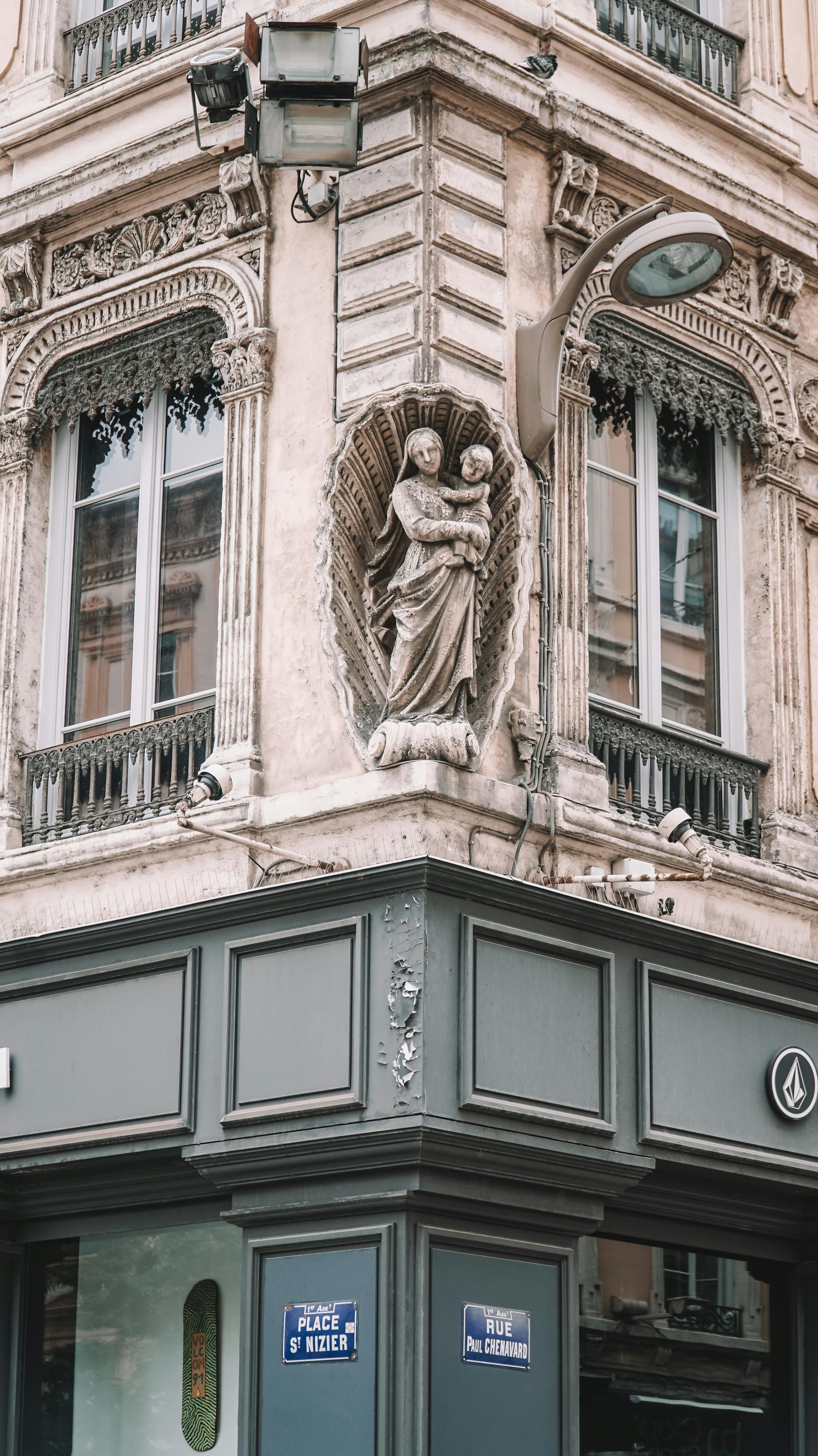 Ücretsiz Auvergne-Rhône-Alpes, Avrupa, avrupa mimarisi içeren Ücretsiz stok fotoğraf Stok Fotoğraflar