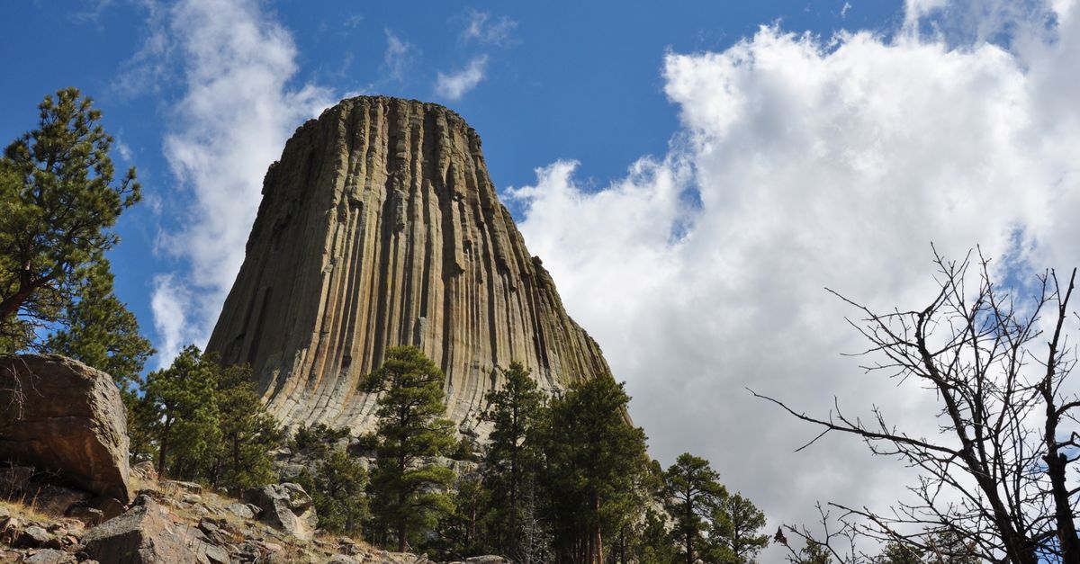 Devils Mountain Rocks Devils Tower Rock Formation near Wyoming, United States · Free Stock Photo