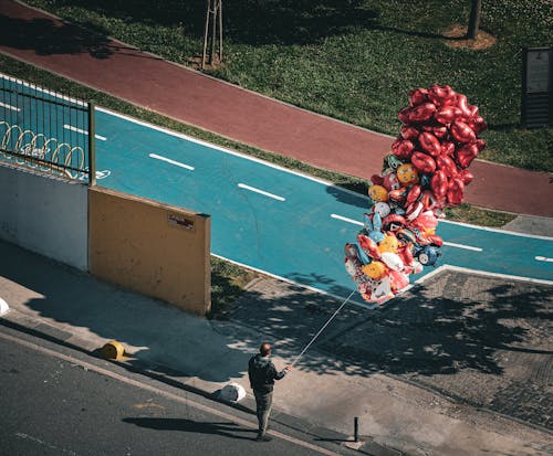 Imagine de stoc gratuită din asfalt, baloane, caldarâm