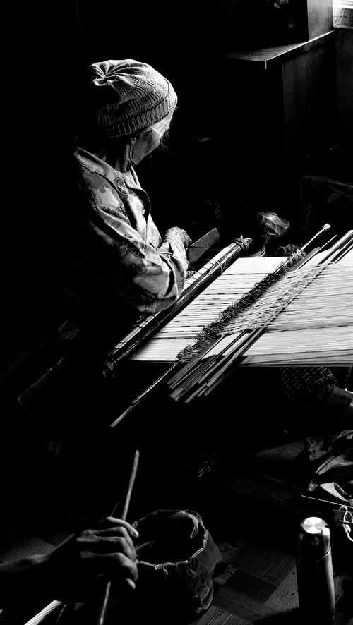 Free Weaving Old lady Stock Photo