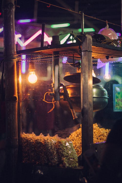 Free stock photo of bulb, machine, popcorn