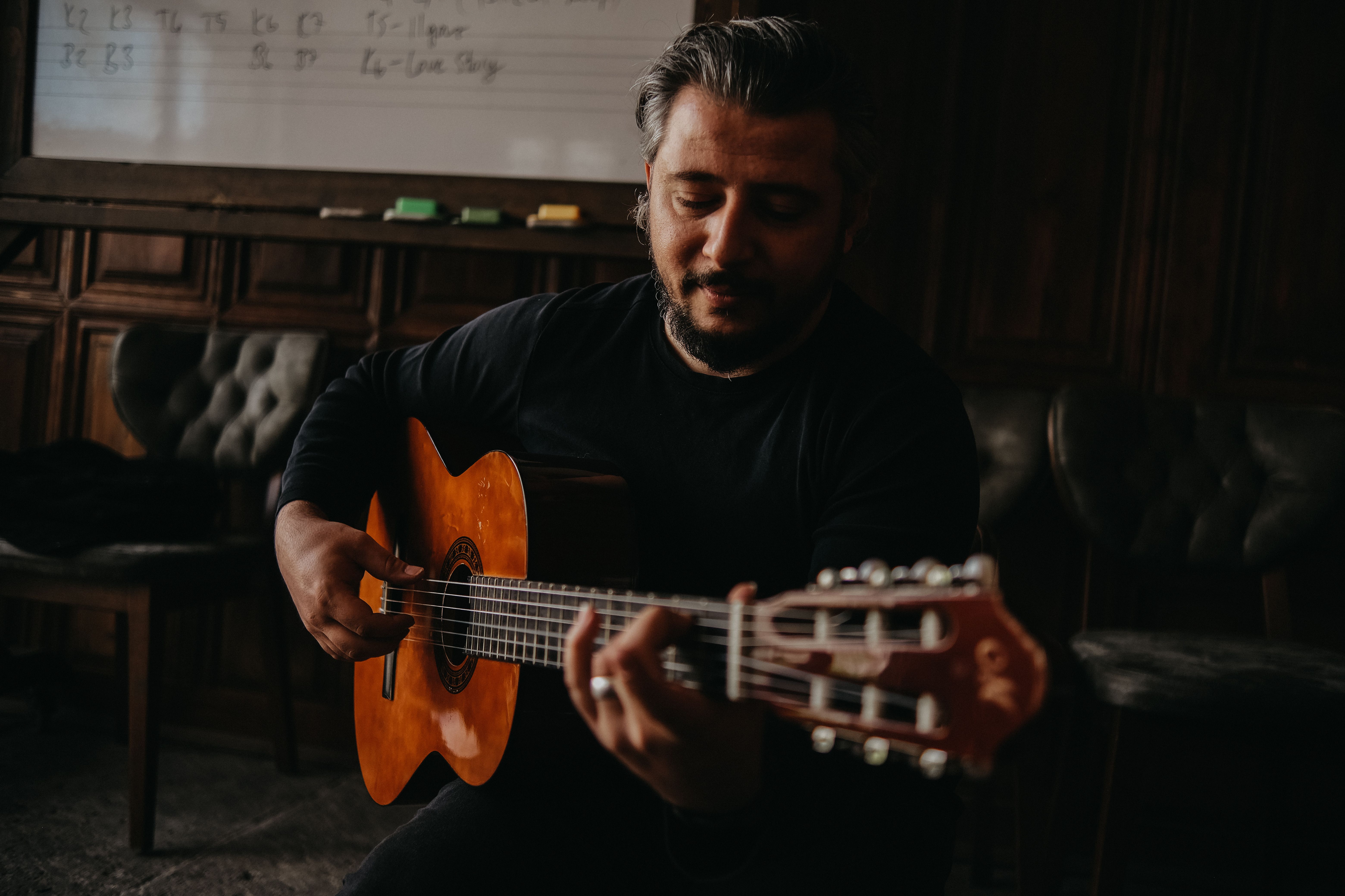 barış manço