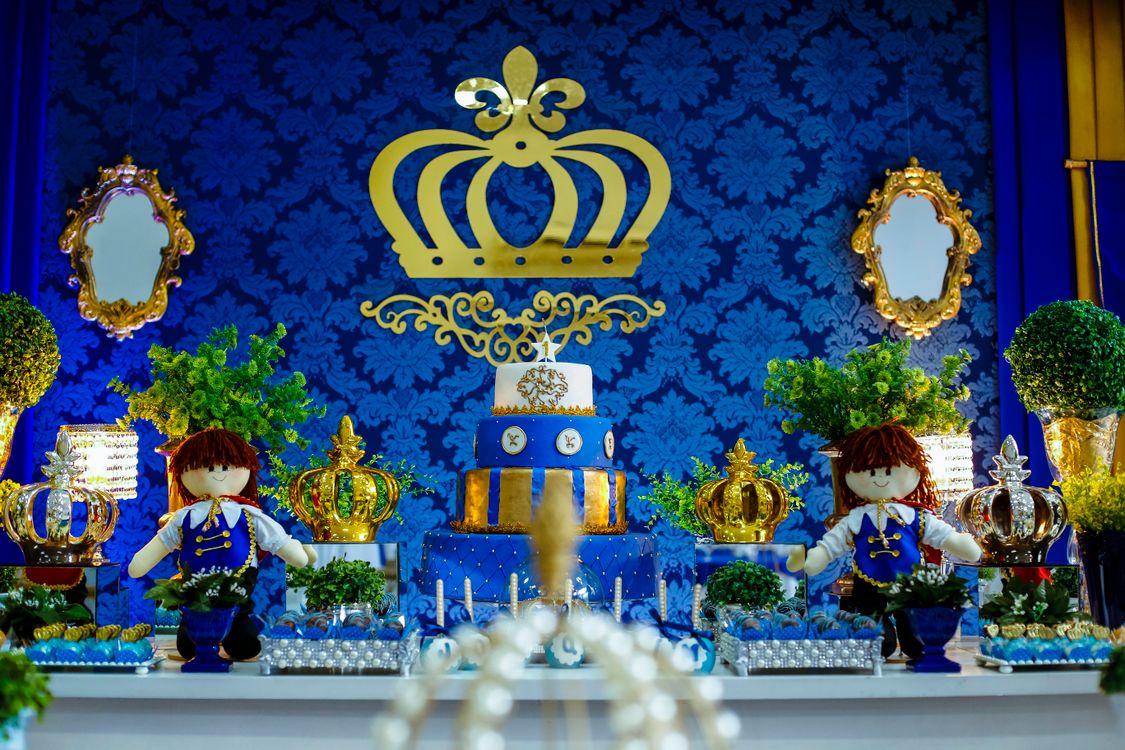 Invitație Zi de naștere Royal