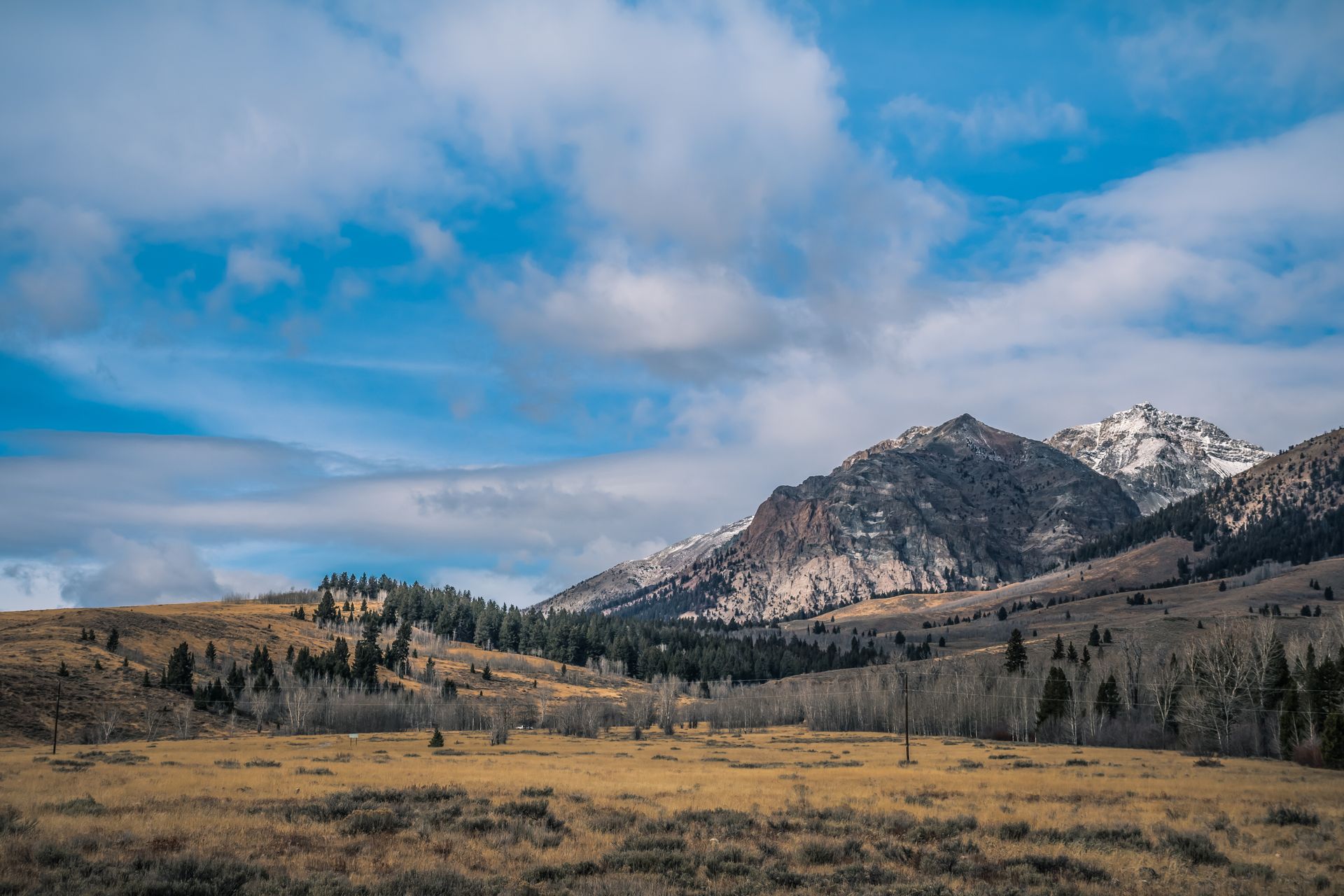 Breathtaking view of a mountain landscape in Ketchum, Idaho during daytime.