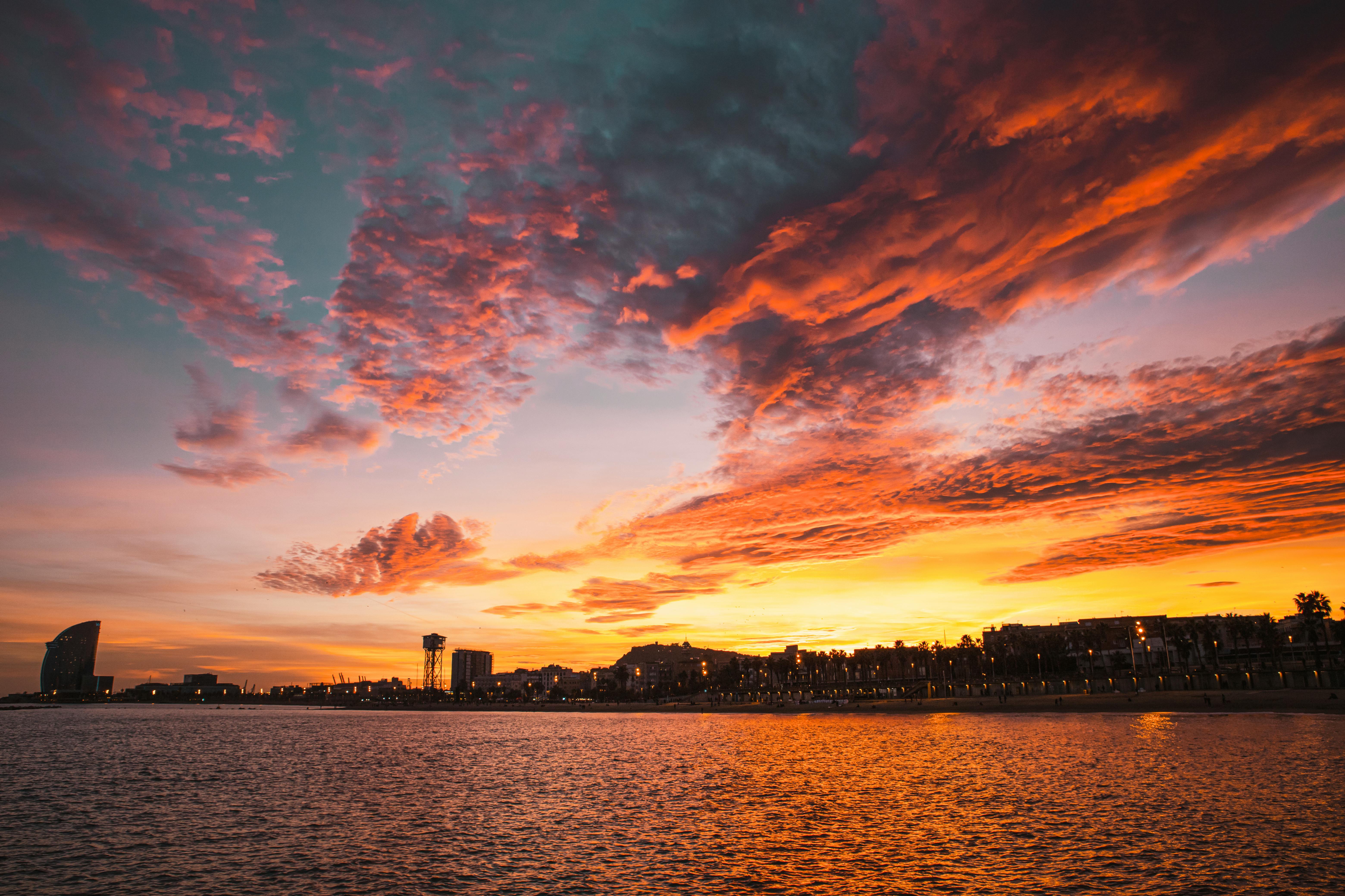 tramonto barcellona spagna