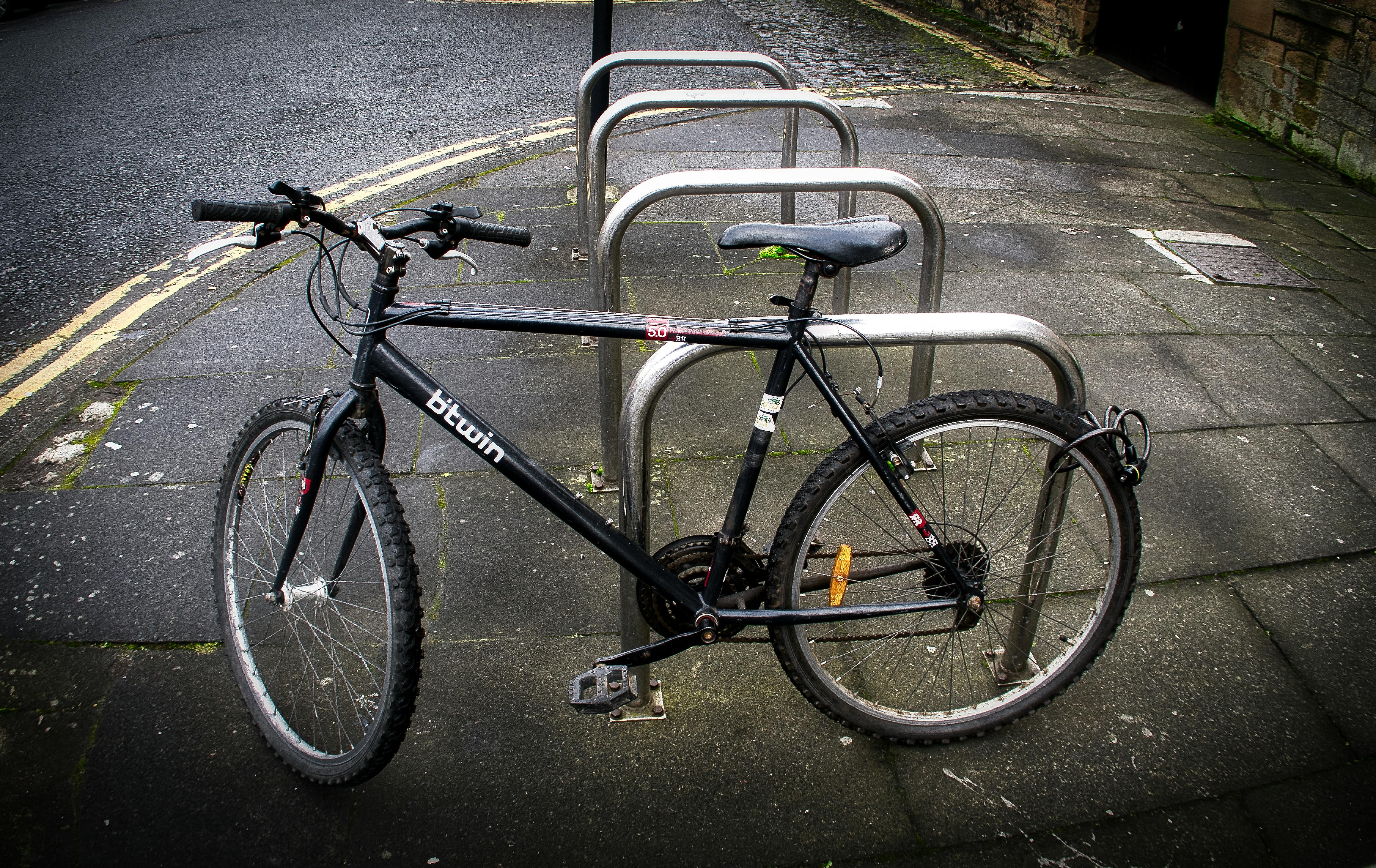 Free stock photo of bicycle, bicycle frame, bicycle lock