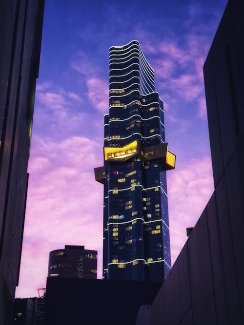 Ingyenes stockfotó épület háttér, épületegyüttes, gyönyörű ég témában