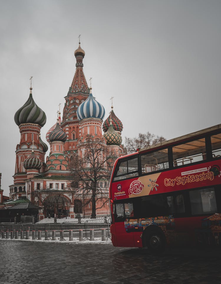 Double Decker Bus By Saint Basils Cathedral