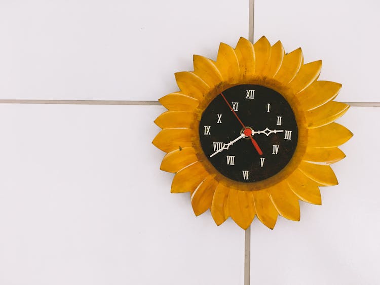 Flower Wall Clock