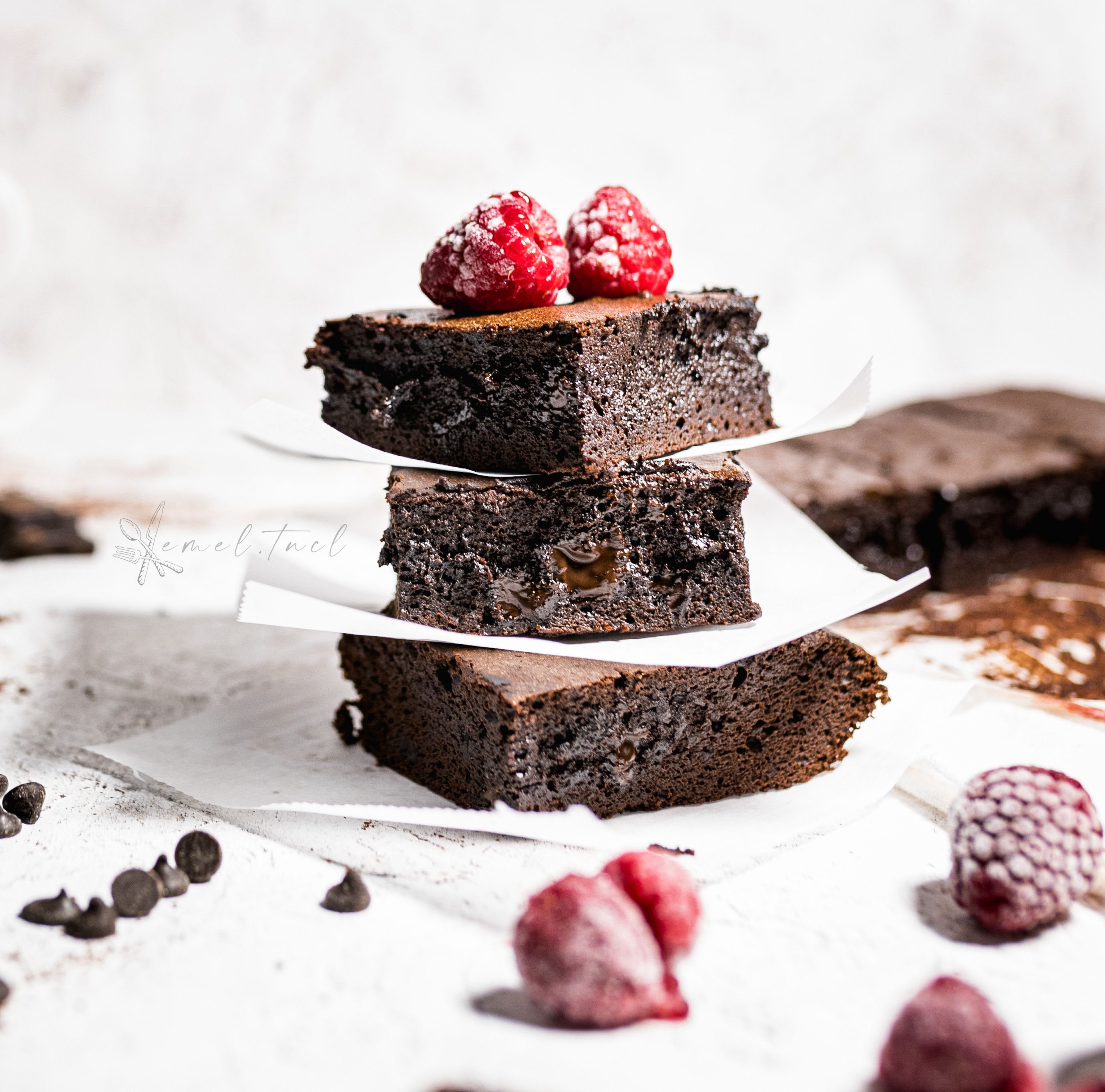 Air Fryer Flourless Chocolate Brownies