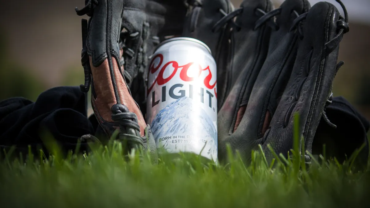 Custom Options for Coors Light Neon Signs: Design Ideas and Benefits