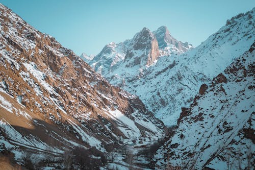 Gratis stockfoto met bergen, besneeuwd, blauwe lucht