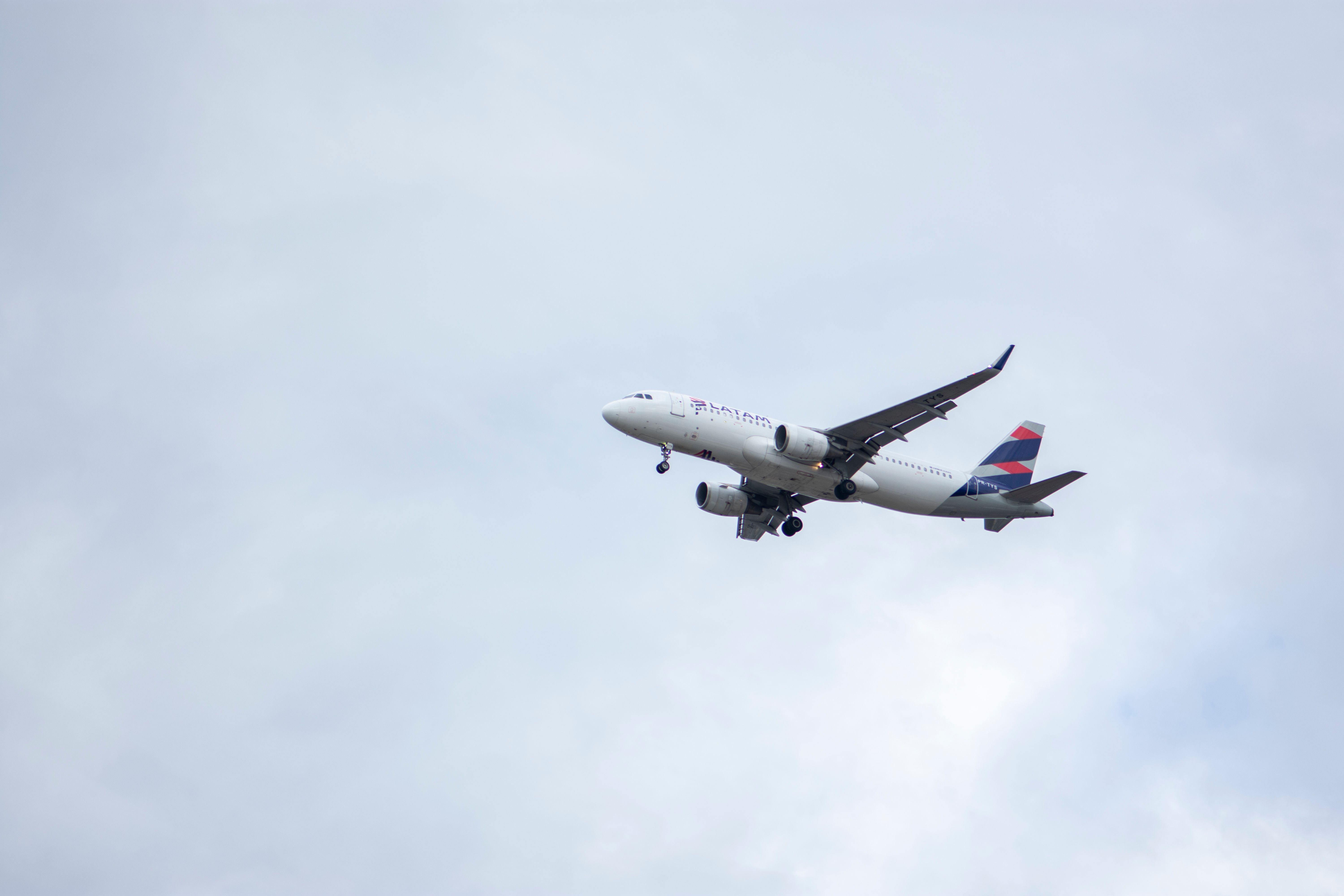 Explo Airplain Airplain Kabinet Photos, Download The BEST Free Airplain Kabinet Stock ...