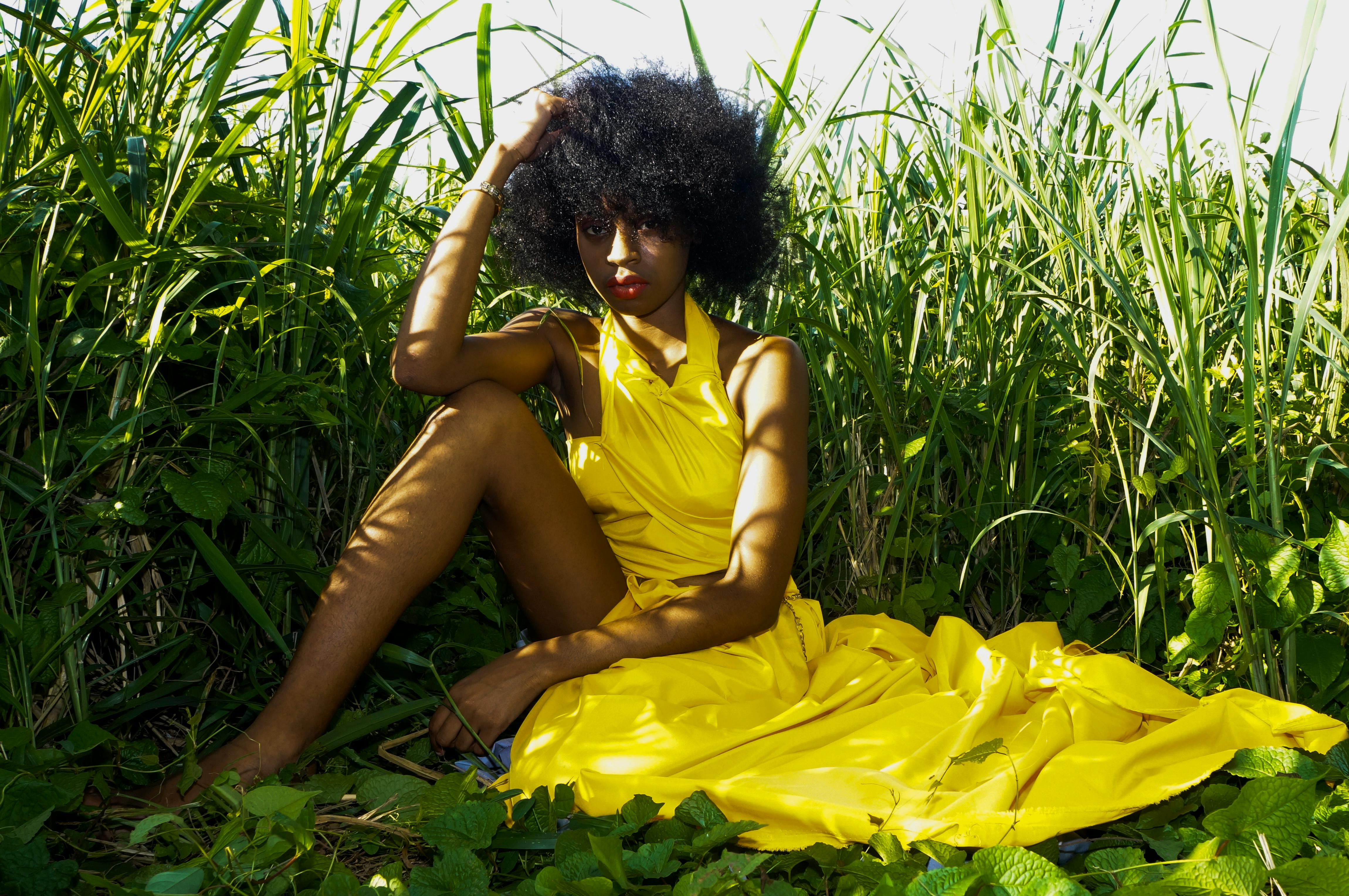 black women's natural hair