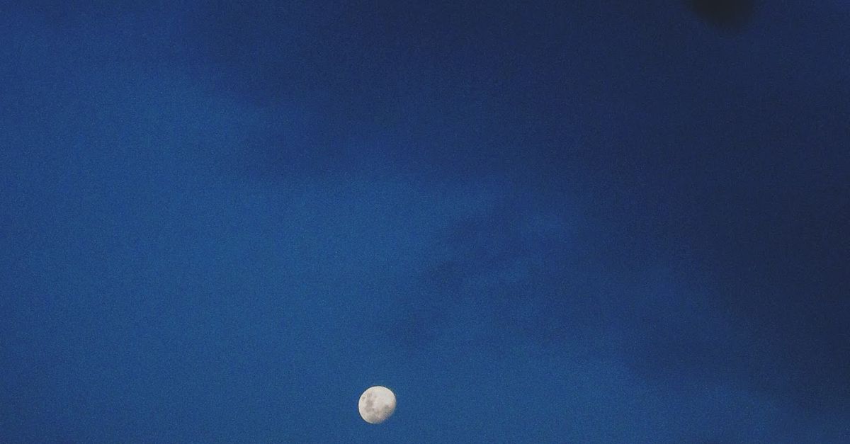 Lune Blanche La Nuit Photo Gratuite lune-blanche-la-nuit-photo-gratuite