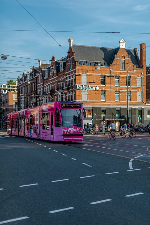 Kostnadsfri bild av byggnad, gata, kollektivtrafik