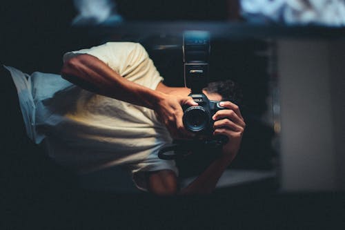 Homme Prenant Une Photo De Lui Même