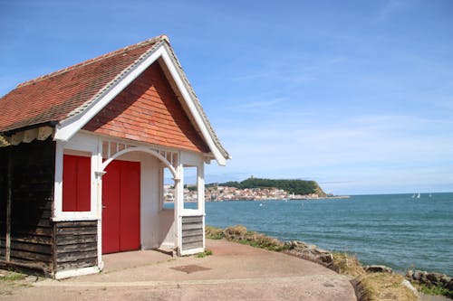 Free stock photo of beachhouse, north yorkshire, scarborough