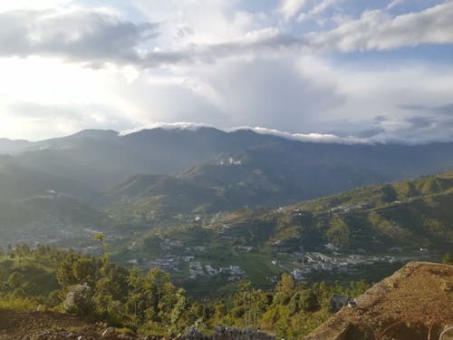 Foto d'estoc gratuïta de bella muntanya, muntanya, muntanya verda