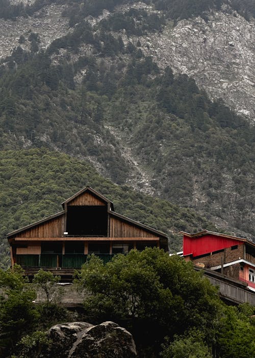 Gratis lagerfoto af arkitektur, bjerge, bungalow
